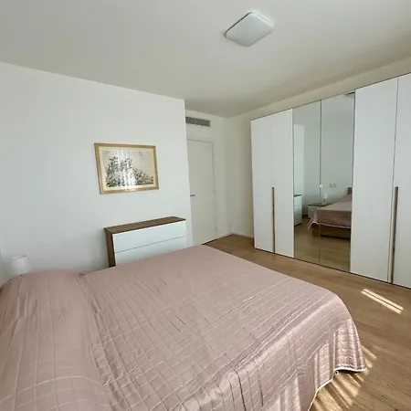 公寓 Fantastica Soluzione In Centro